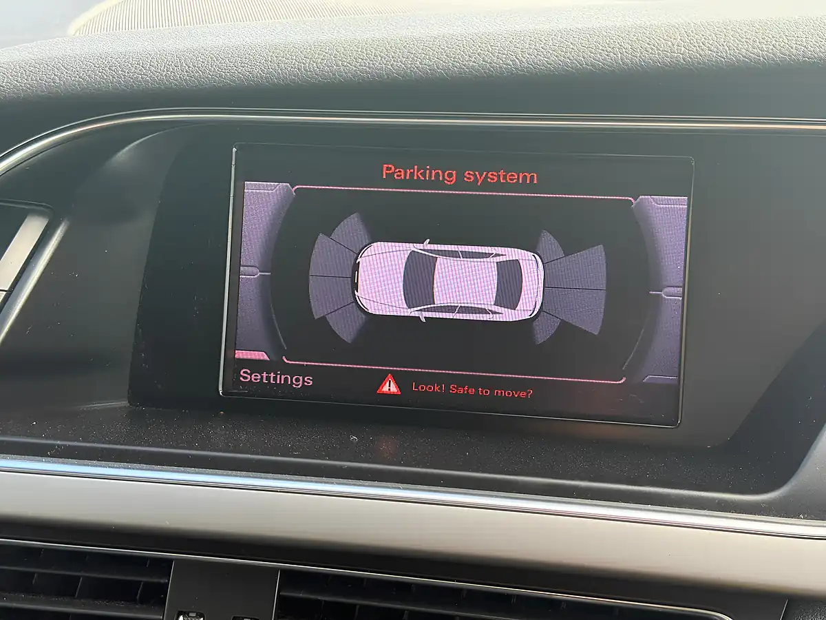 Used 2014 Audi A4 S-Line Silver - Interior and Exterior details 11