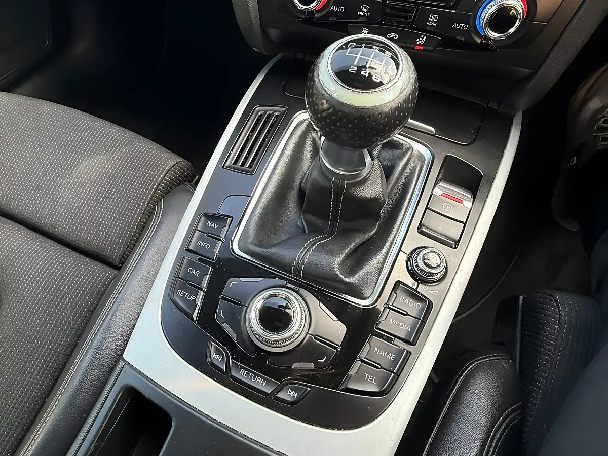 Used 2014 Audi A4 S-Line Silver - Interior and Exterior details 13