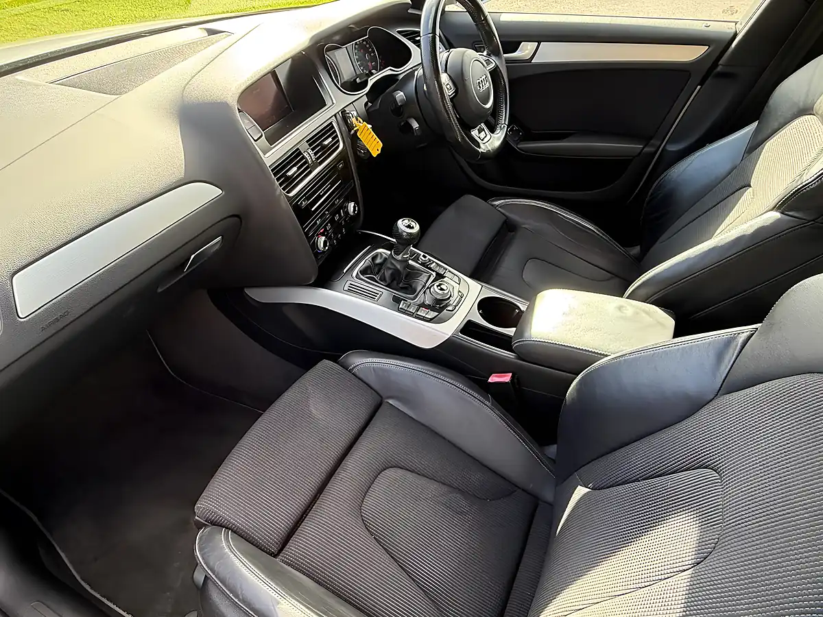 Used 2014 Audi A4 S-Line Silver - Interior and Exterior details 16