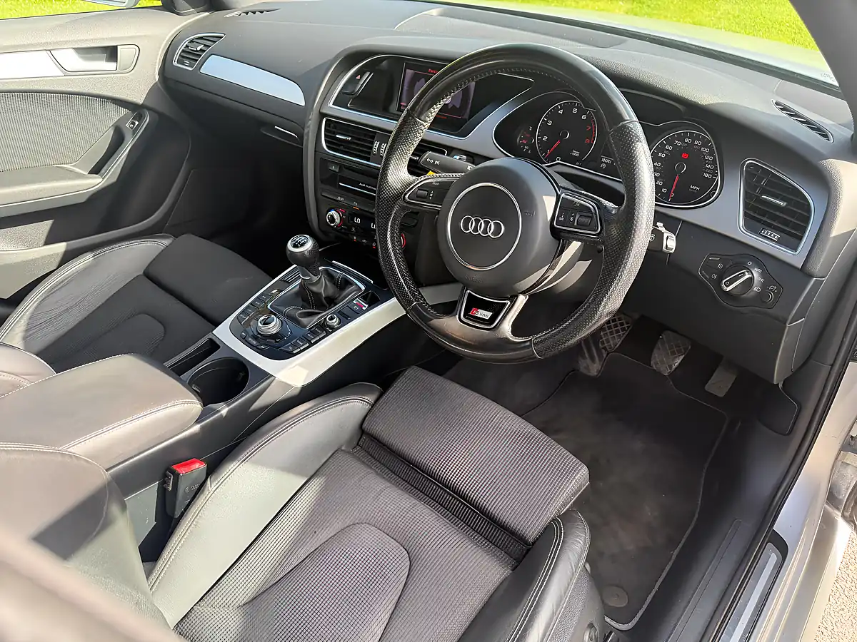 Used 2014 Audi A4 S-Line Silver - Interior and Exterior details 8