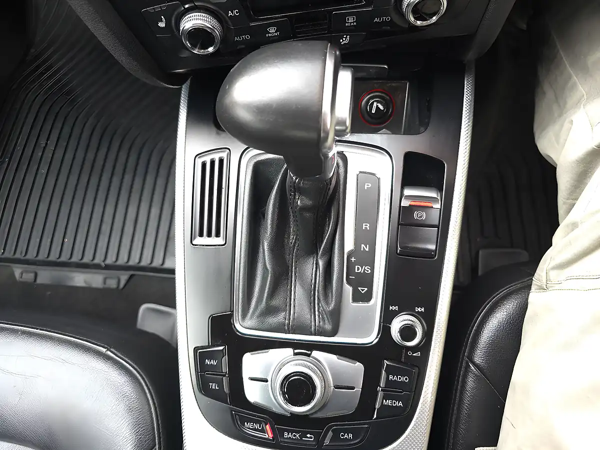 Used 2014 Audi A4 Se Technik White - Interior and Exterior details 12