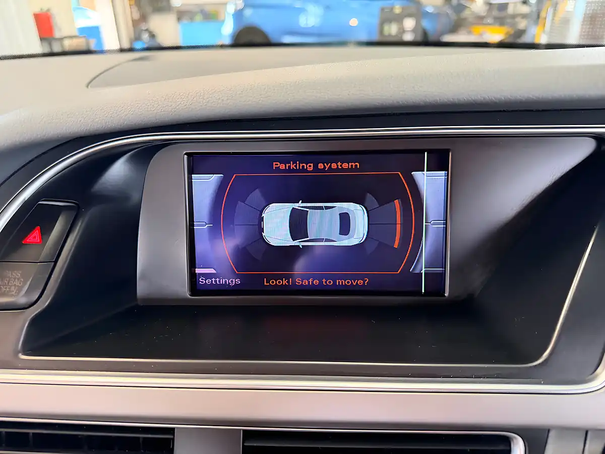 Used 2014 Audi A5 Cabriolet Se Red - Interior and Exterior details 16
