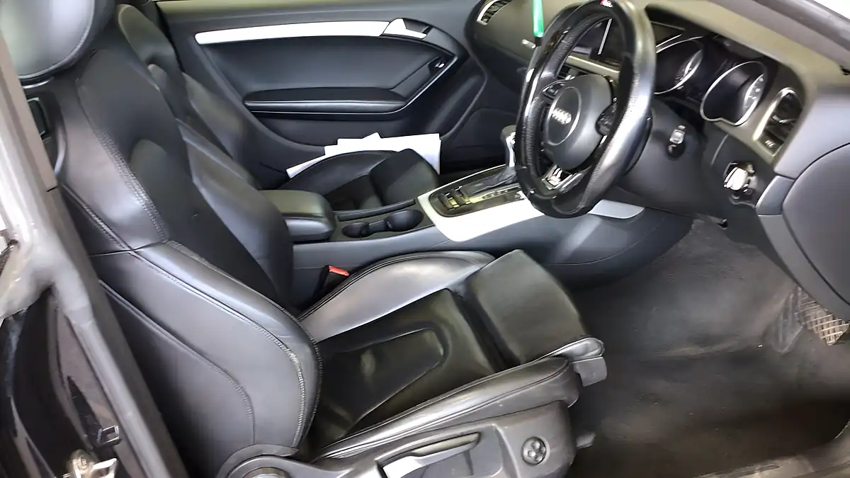 Used 2014 Audi A5 S Line Black - Interior and Exterior details 9
