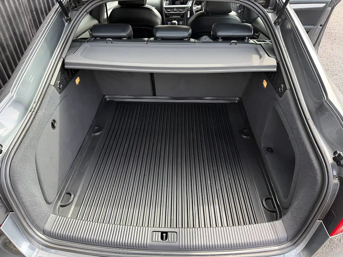 Used 2014 Audi A5 S Line Grey - Interior and Exterior details 20