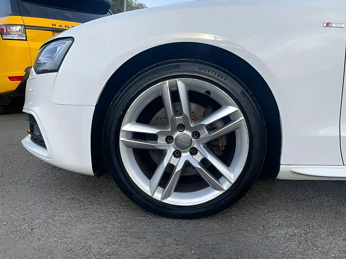 Used 2014 Audi A5 S Line White - Interior and Exterior details 3