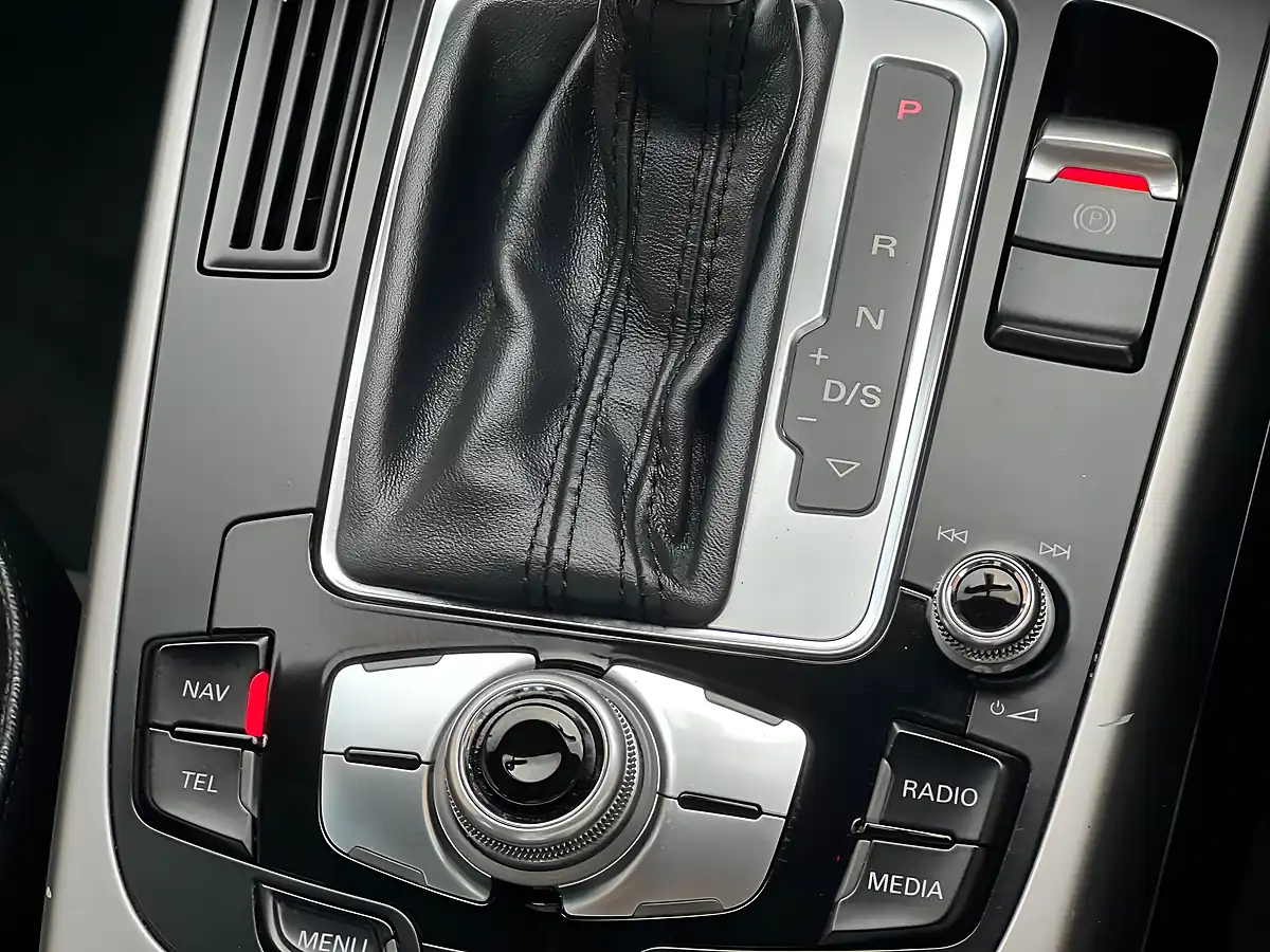 Used 2014 Audi A5 Se Technik Silver - Interior and Exterior details 9