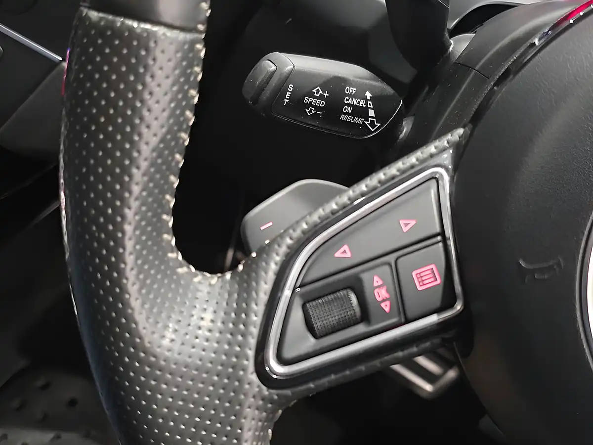 Used 2014 Audi A6 Avant Black Edition Grey - Interior and Exterior details 11