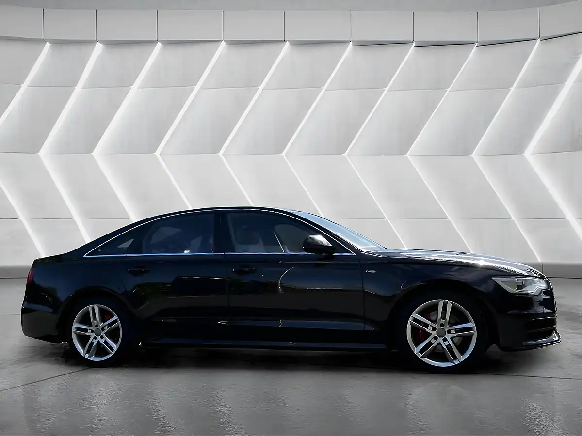 Used 2014 Audi A6 S Line Black - Interior and Exterior details 4