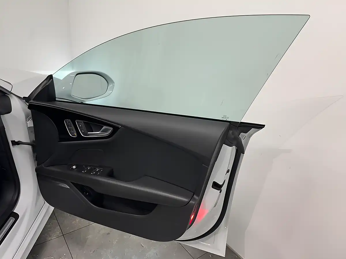 Used 2014 Audi A7 Black Edition Sportback White - Interior and Exterior details 12