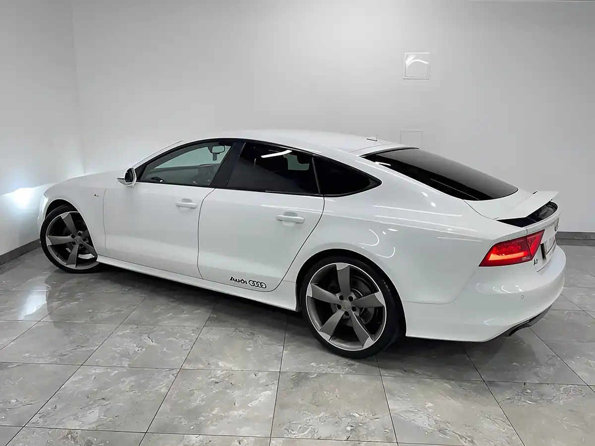 Used 2014 Audi A7 Black Edition Sportback White - Interior and Exterior details 6