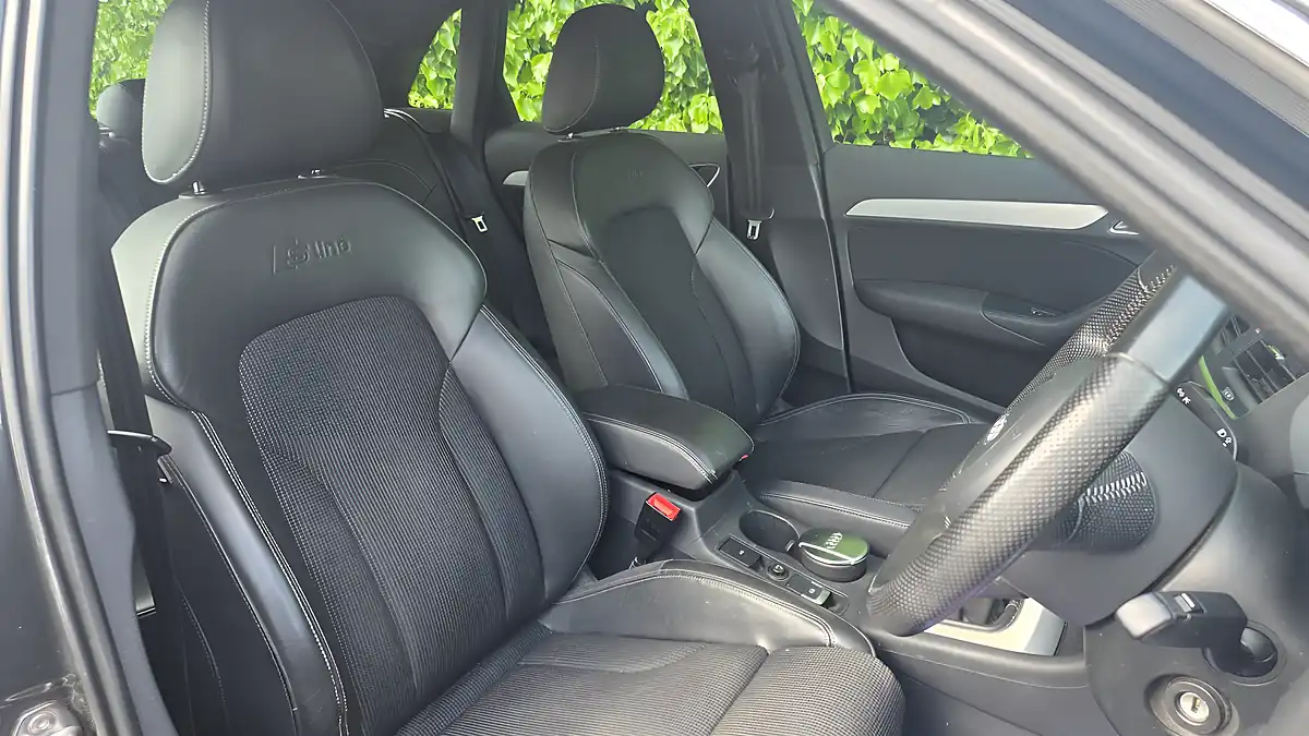 Used 2014 Audi Q3 S-Line Daytona Grey Metallic - Interior and Exterior details 9
