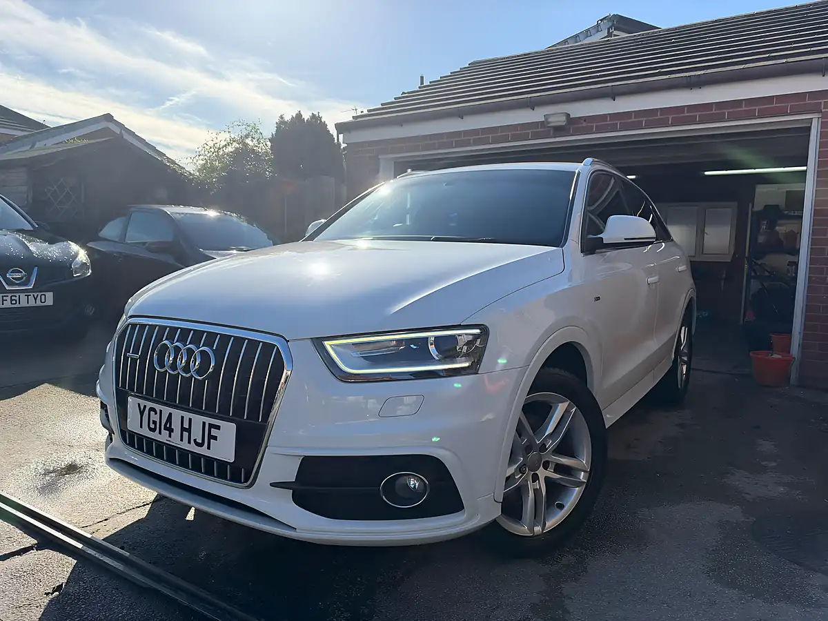 Used 2014 Audi Q3 S-Line Diamond White - Interior and Exterior details 3