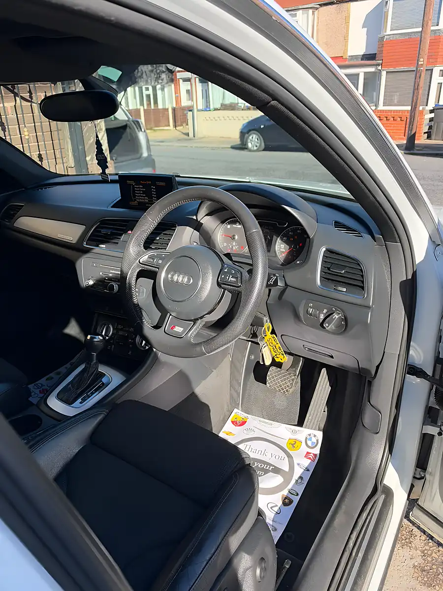 Used 2014 Audi Q3 S-Line Diamond White - Interior and Exterior details 7