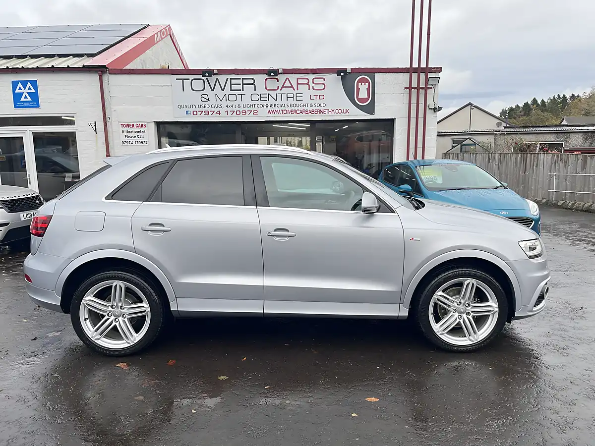 Used 2014 Audi Q3 S Line Plus Floret Silver - Interior and Exterior details 2