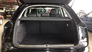 Used 2014 Audi Q3 Se Black - Interior and Exterior details 9
