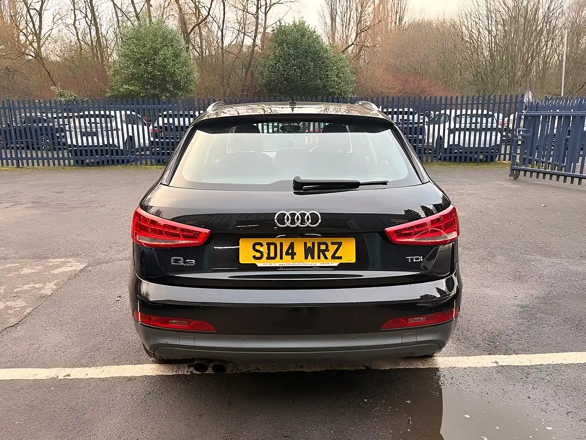 Used 2014 Audi Q3 Se Black - Interior and Exterior details 11