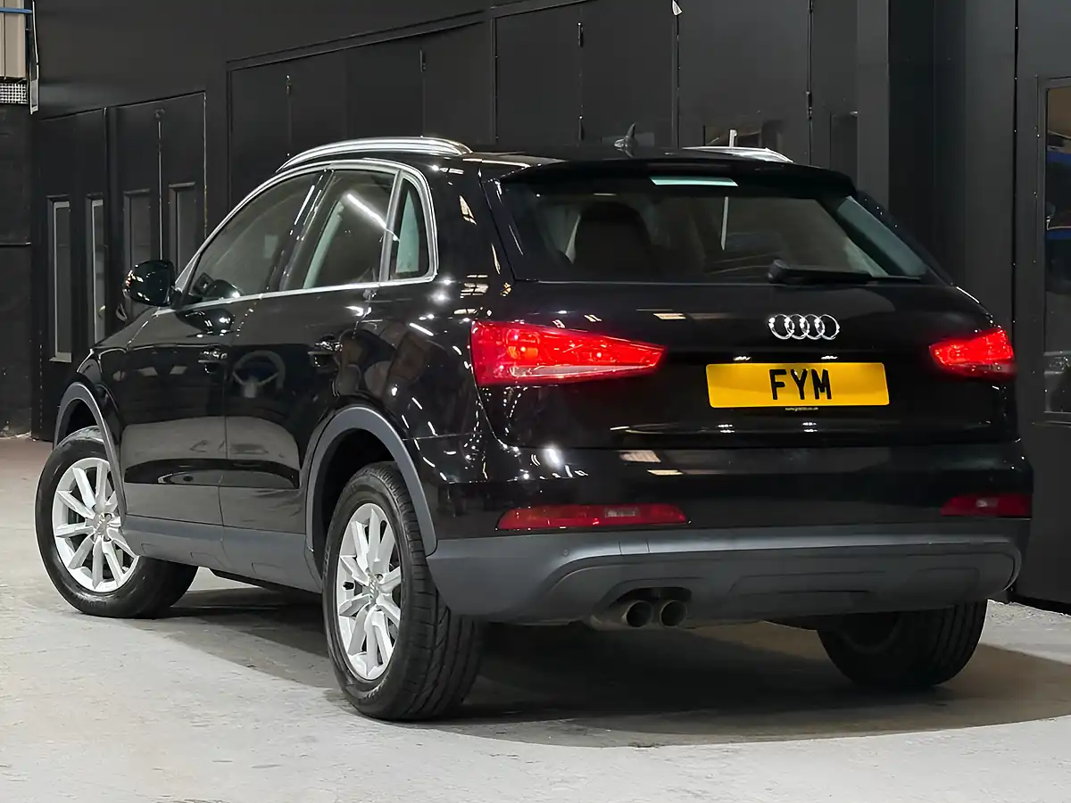 Used 2014 Audi Q3 Se Black - Interior and Exterior details 5