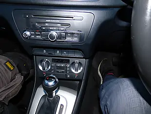 Used 2014 Audi Q3 Se Grey - Interior and Exterior details 15