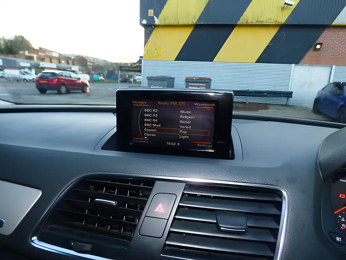 Used 2014 Audi Q3 Se Grey - Interior and Exterior details 16