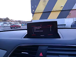 Used 2014 Audi Q3 Se Grey - Interior and Exterior details 17
