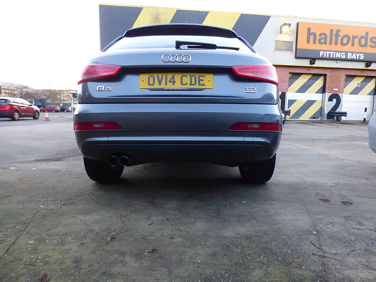 Used 2014 Audi Q3 Se Grey - Interior and Exterior details 6