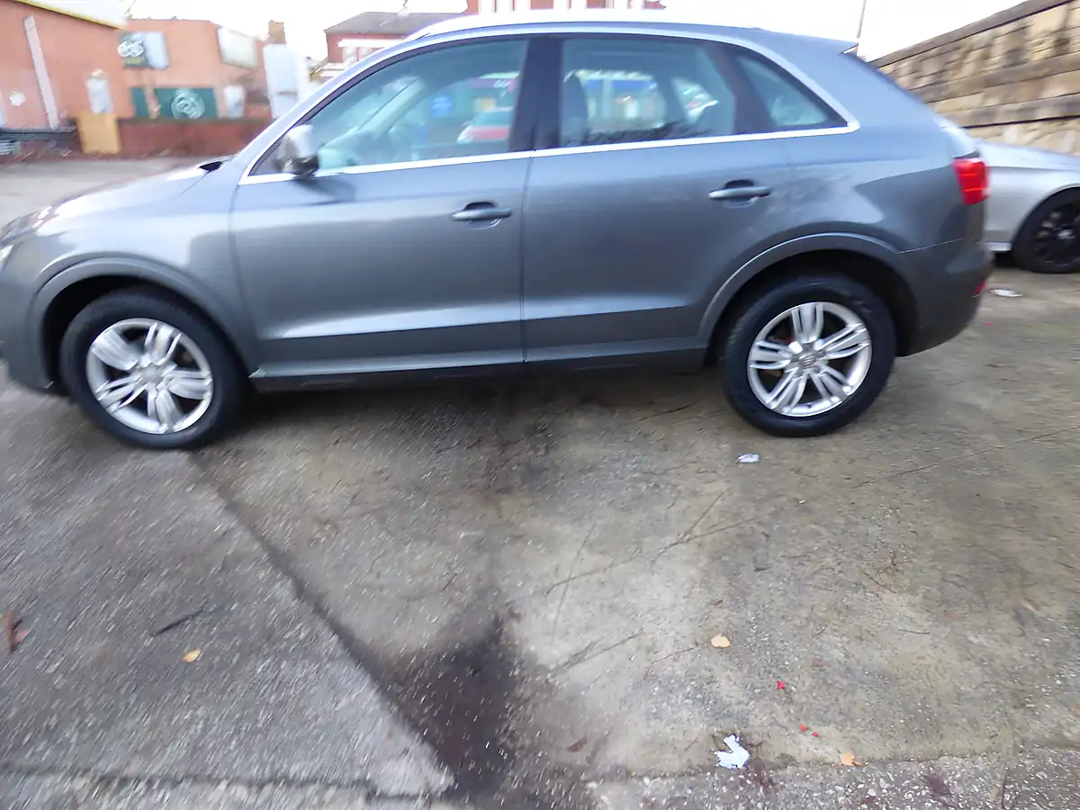 Used 2014 Audi Q3 Se Grey - Interior and Exterior details 8