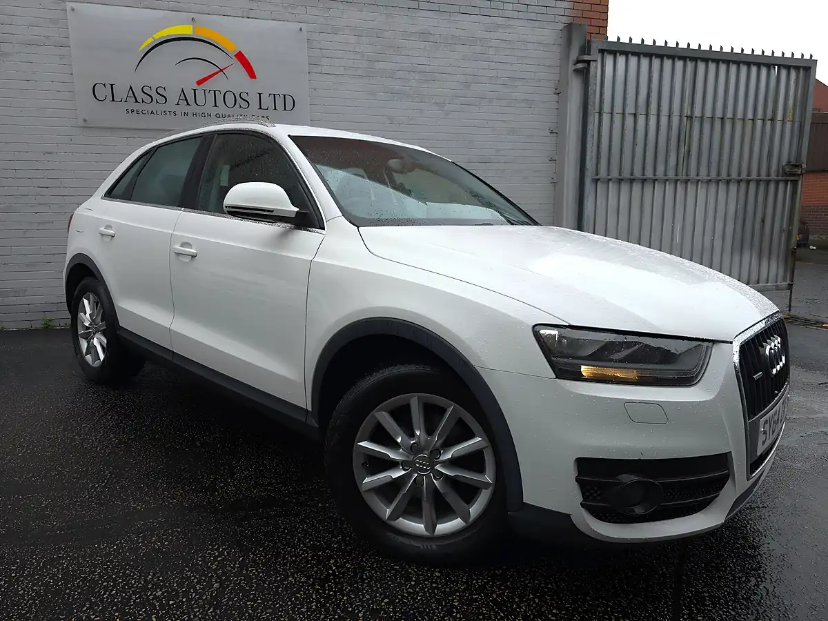 Used 2014 Audi Q3 Se White - Front View