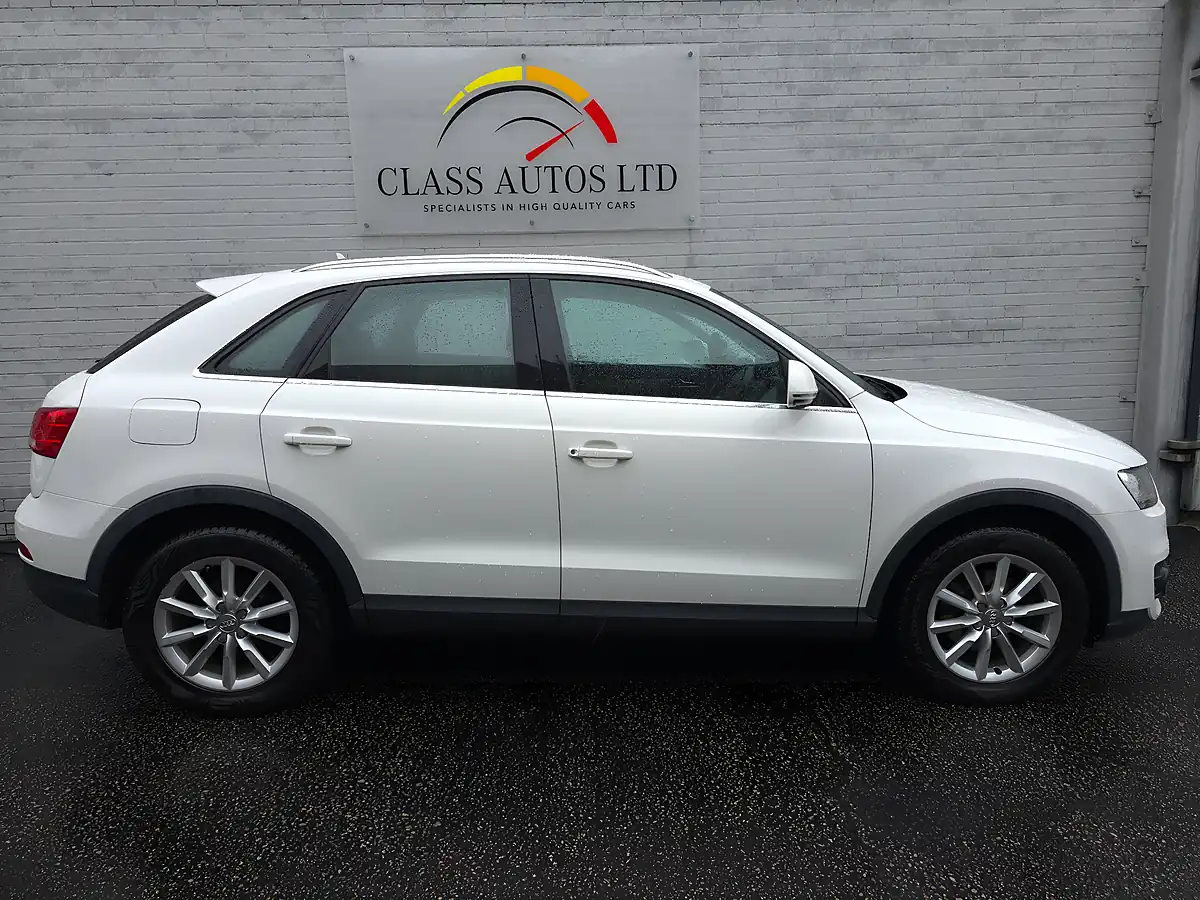 Used 2014 Audi Q3 Se White - Interior and Exterior details 10