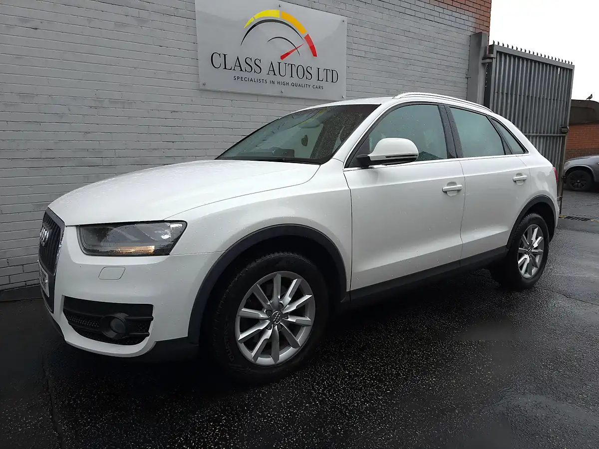 Used 2014 Audi Q3 Se White - Interior and Exterior details 7