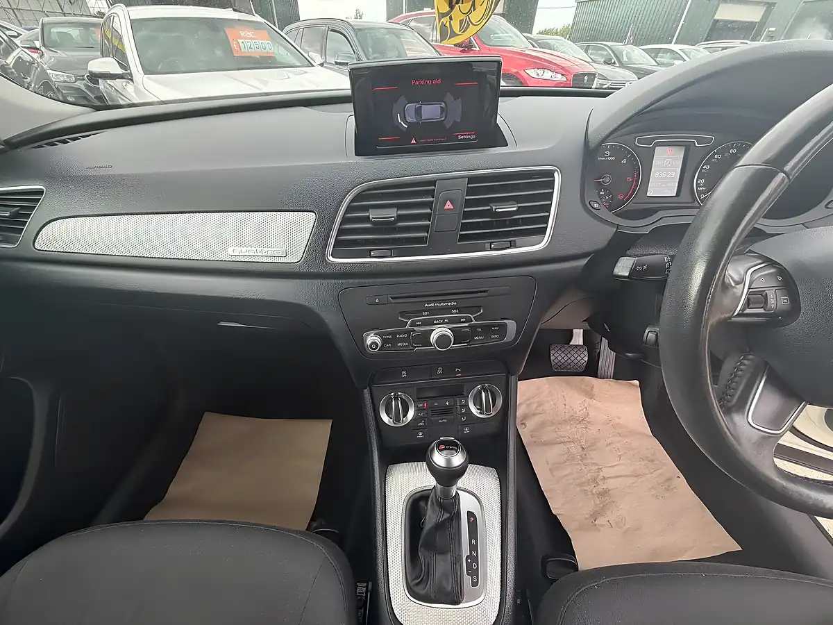Used 2014 Audi Q3 Se White - Interior and Exterior details 12
