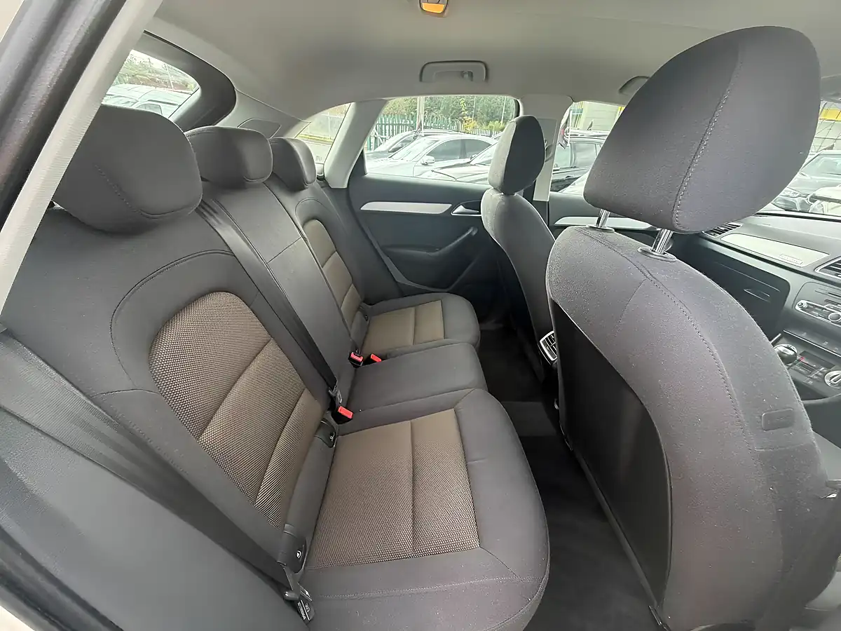 Used 2014 Audi Q3 Se White - Interior and Exterior details 17