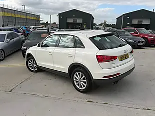 Used 2014 Audi Q3 Se White - Interior and Exterior details 7