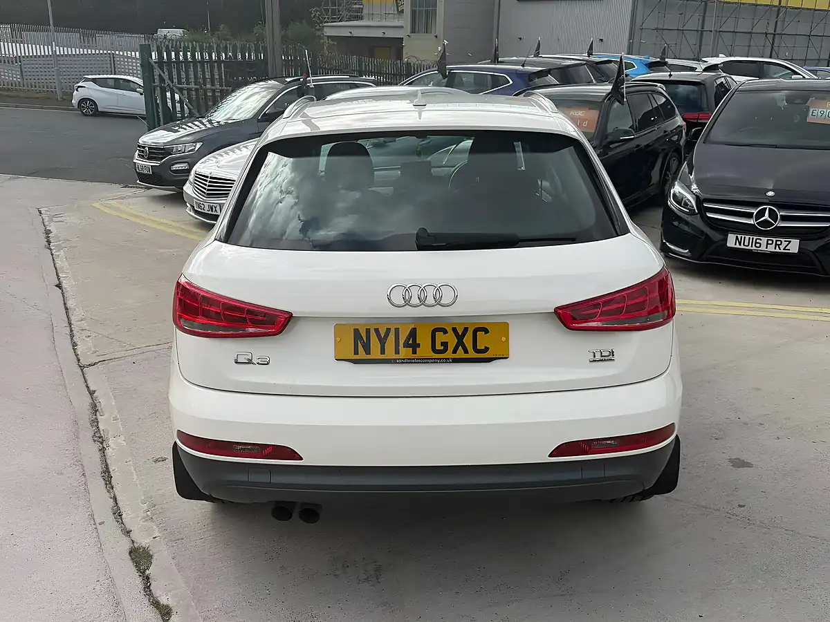 Used 2014 Audi Q3 Se White - Interior and Exterior details 9