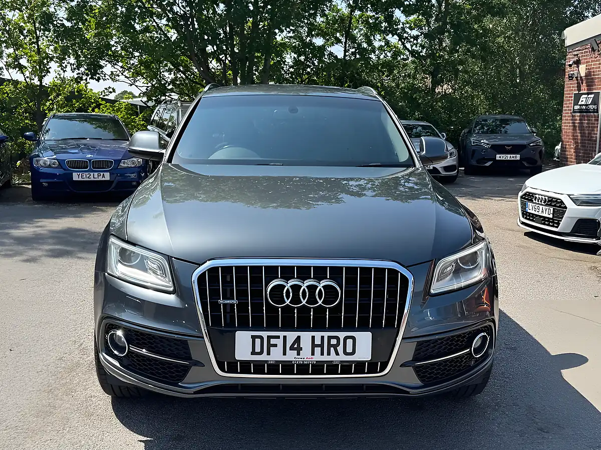 Used 2014 Audi Q5 S Line Plus Grey - Interior and Exterior details 9