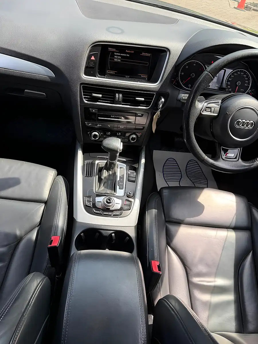 Used 2014 Audi Q5 S Line Plus Grey - Interior and Exterior details 18