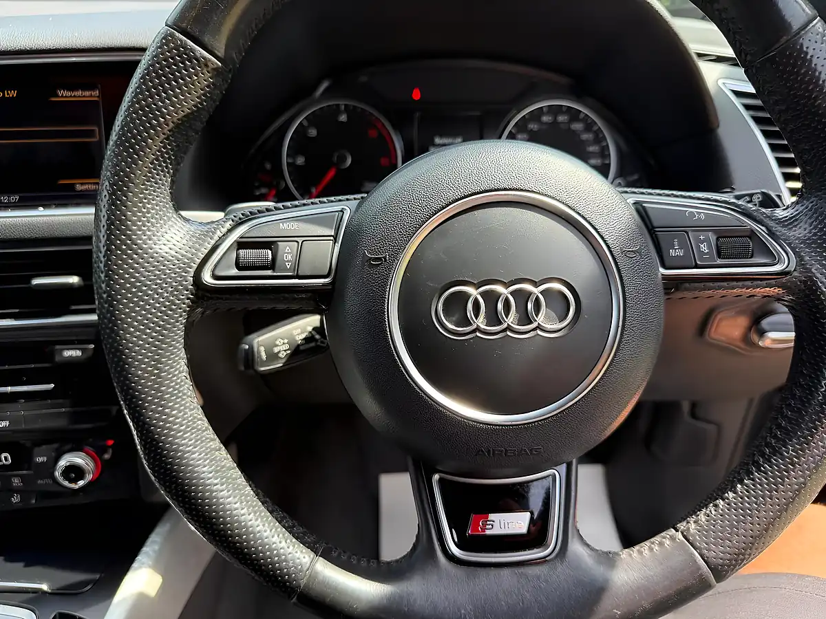 Used 2014 Audi Q5 S Line Plus Grey - Interior and Exterior details 19