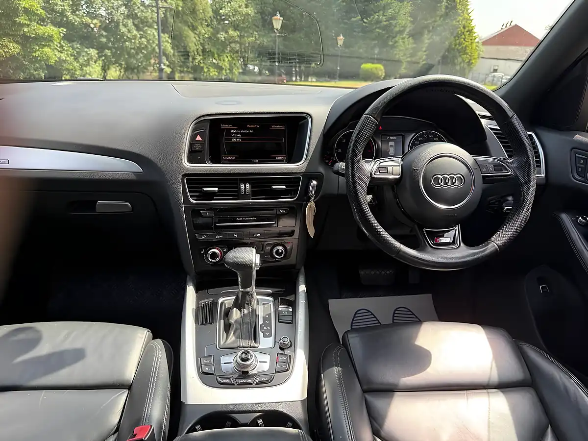Used 2014 Audi Q5 S Line Plus Grey - Interior and Exterior details 7