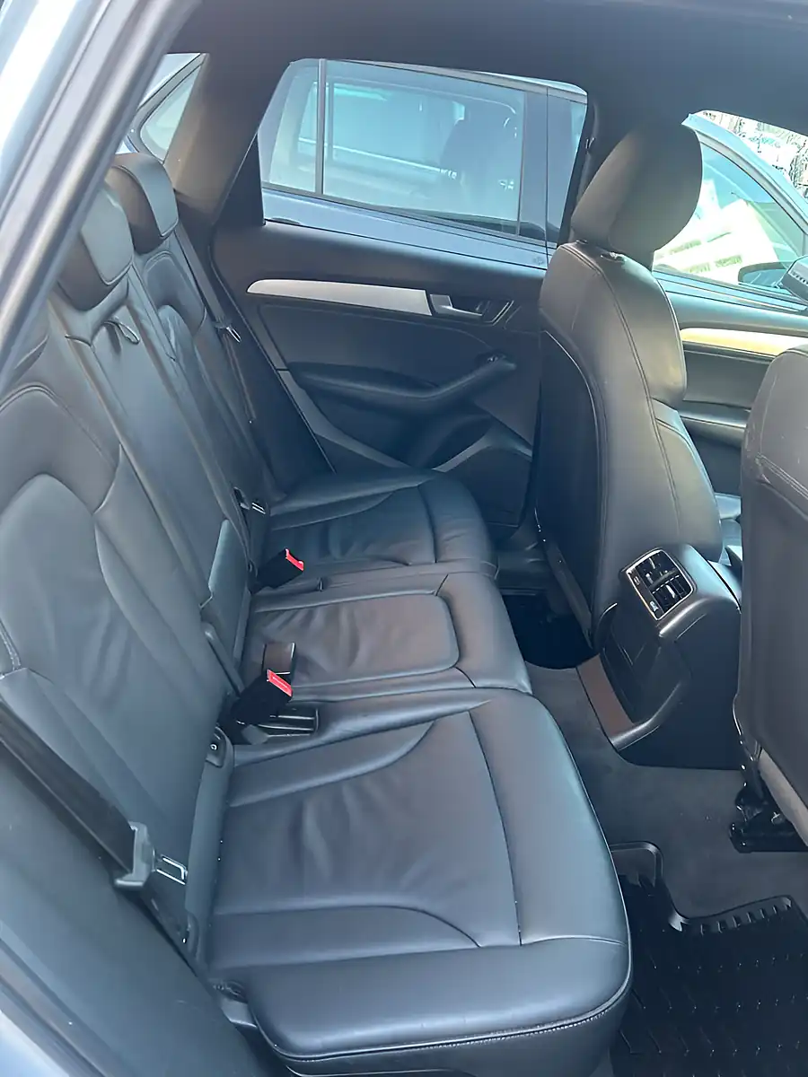 Used 2014 Audi Q5 S Line Plus Silver - Interior and Exterior details 12