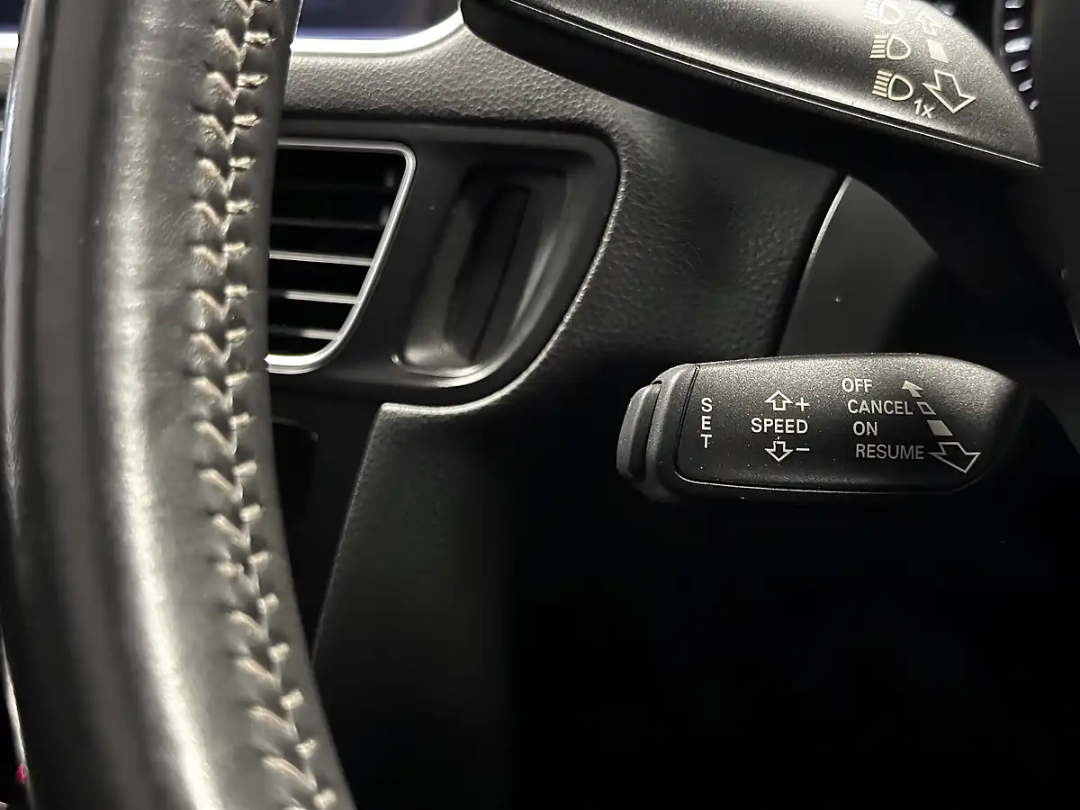 Used 2014 Audi Q5 S Line Plus White - Interior and Exterior details 17