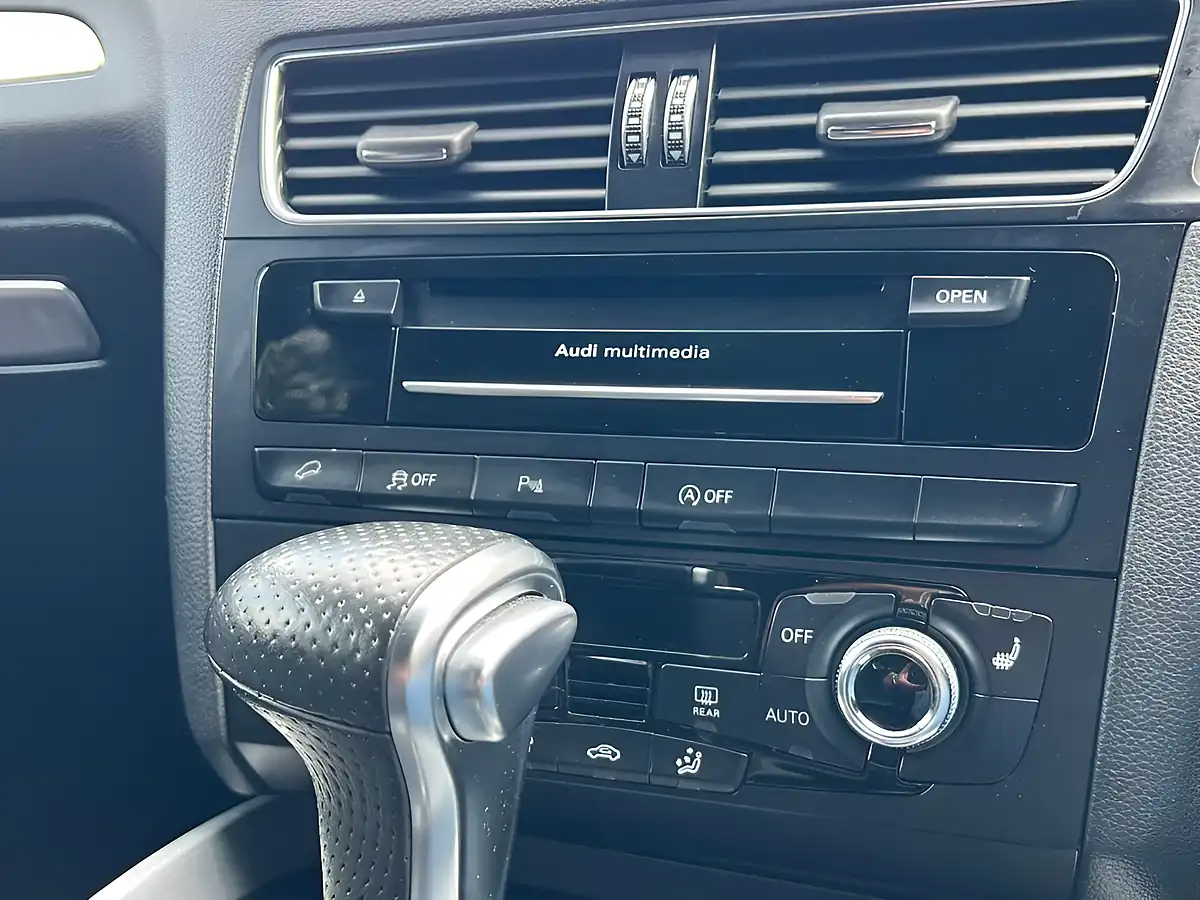 Used 2014 Audi Q5 S Line Plus White - Interior and Exterior details 18
