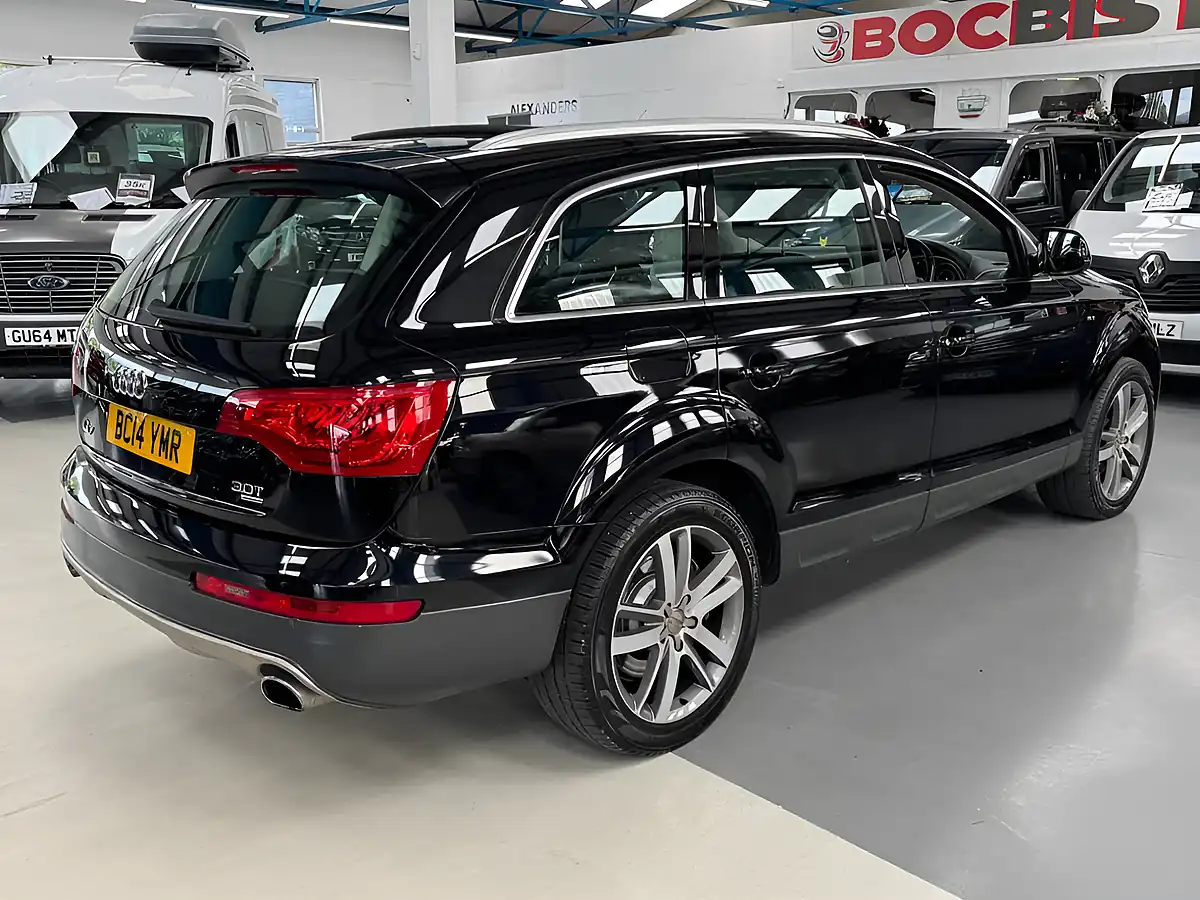 Used 2014 Audi Q7 S Line - Interior and Exterior details 9