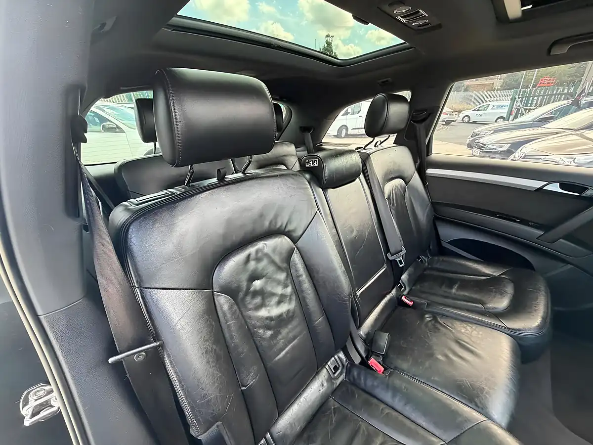 Used 2014 Audi Q7 S Line Plus Grey - Interior and Exterior details 16