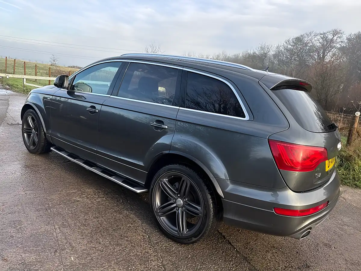 Used 2014 Audi Q7 S Line Plus Grey - Interior and Exterior details 11