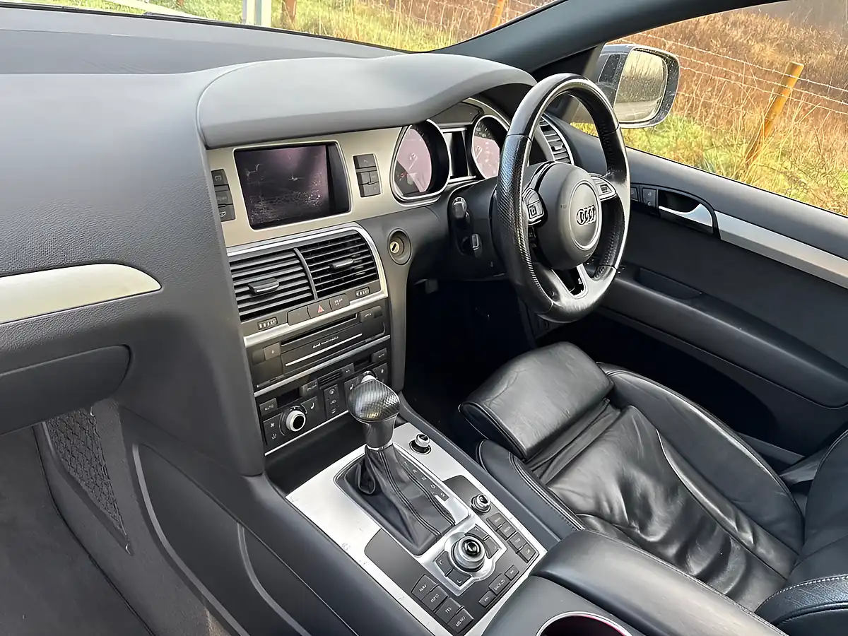 Used 2014 Audi Q7 S Line Plus Grey - Interior and Exterior details 12