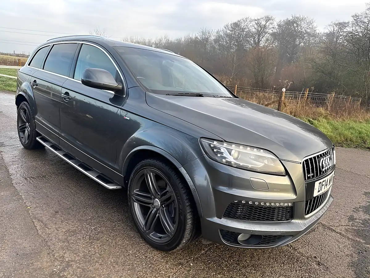 Used 2014 Audi Q7 S Line Plus Grey - Interior and Exterior details 9