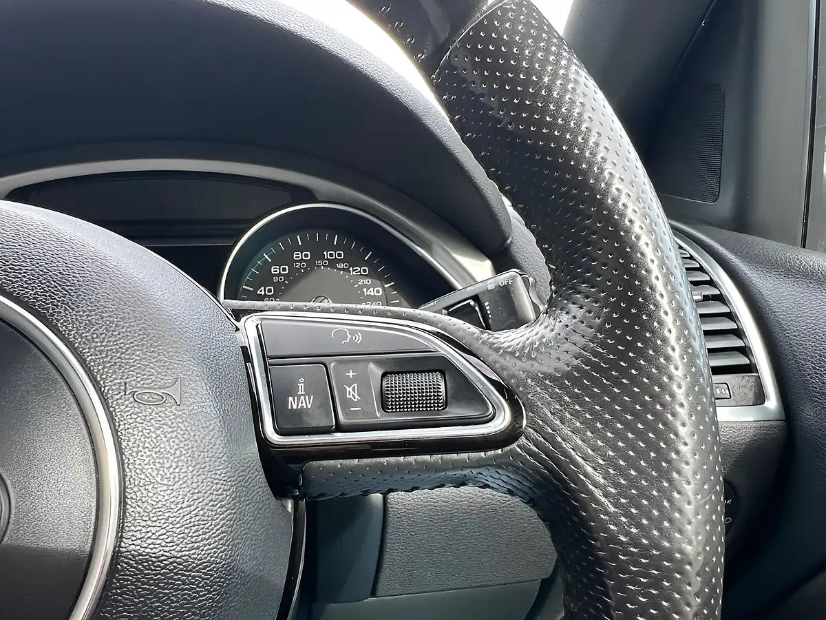 Used 2014 Audi Q7 S Line Sport Edition Grey - Interior and Exterior details 20