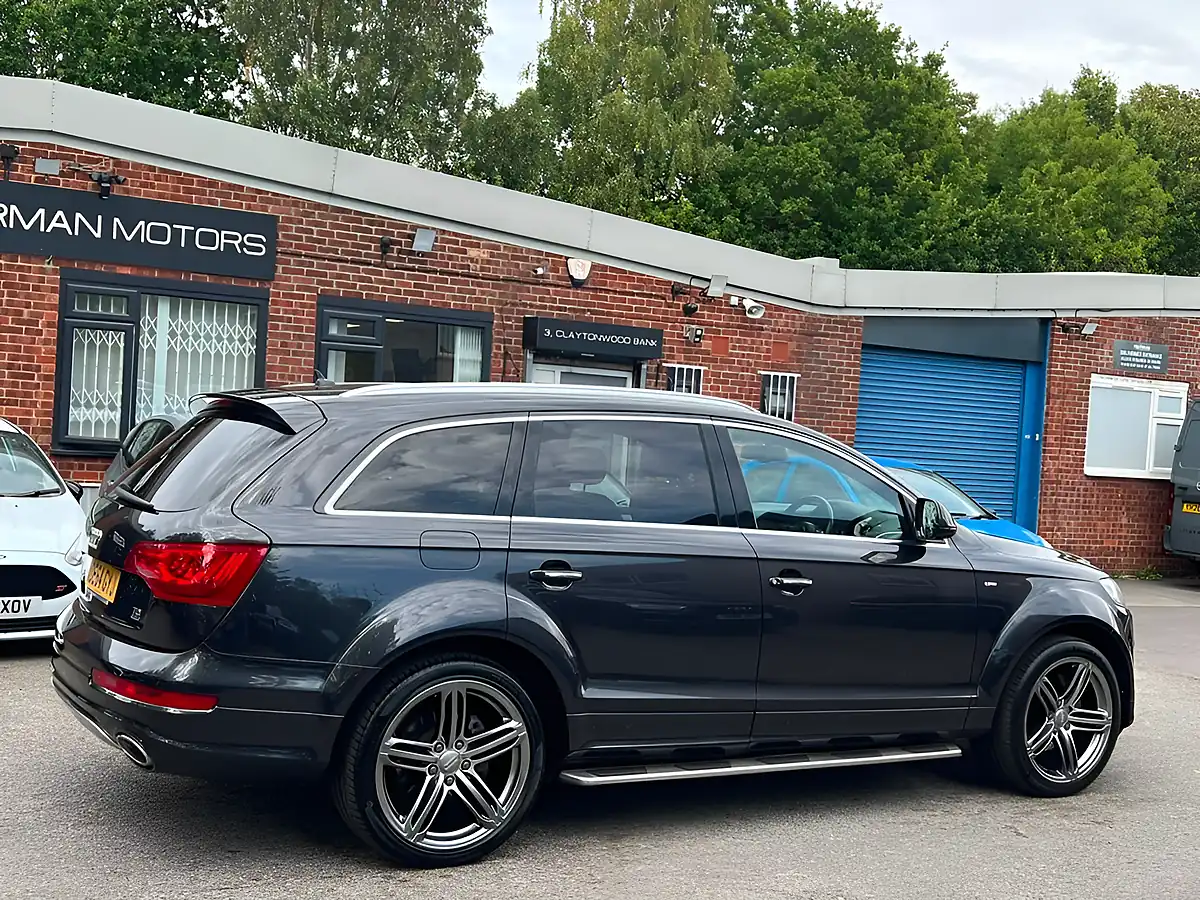 Used 2014 Audi Q7 S Line Sport Edition Grey - Interior and Exterior details 7