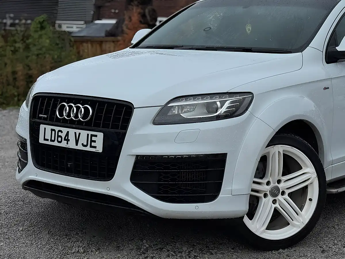Used 2014 Audi Q7 S Line Sport Edition White - Interior and Exterior details 17