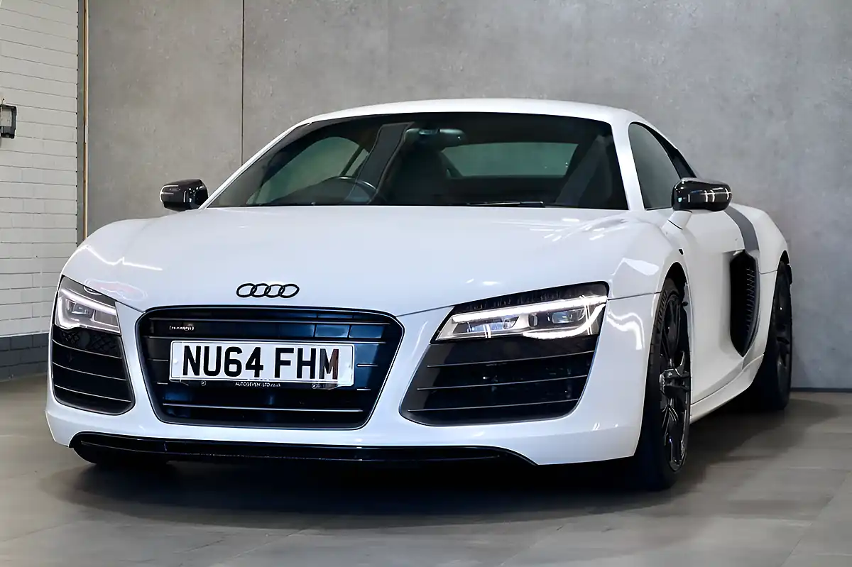 Used 2014 Audi R8 Plus White - Interior and Exterior details 19
