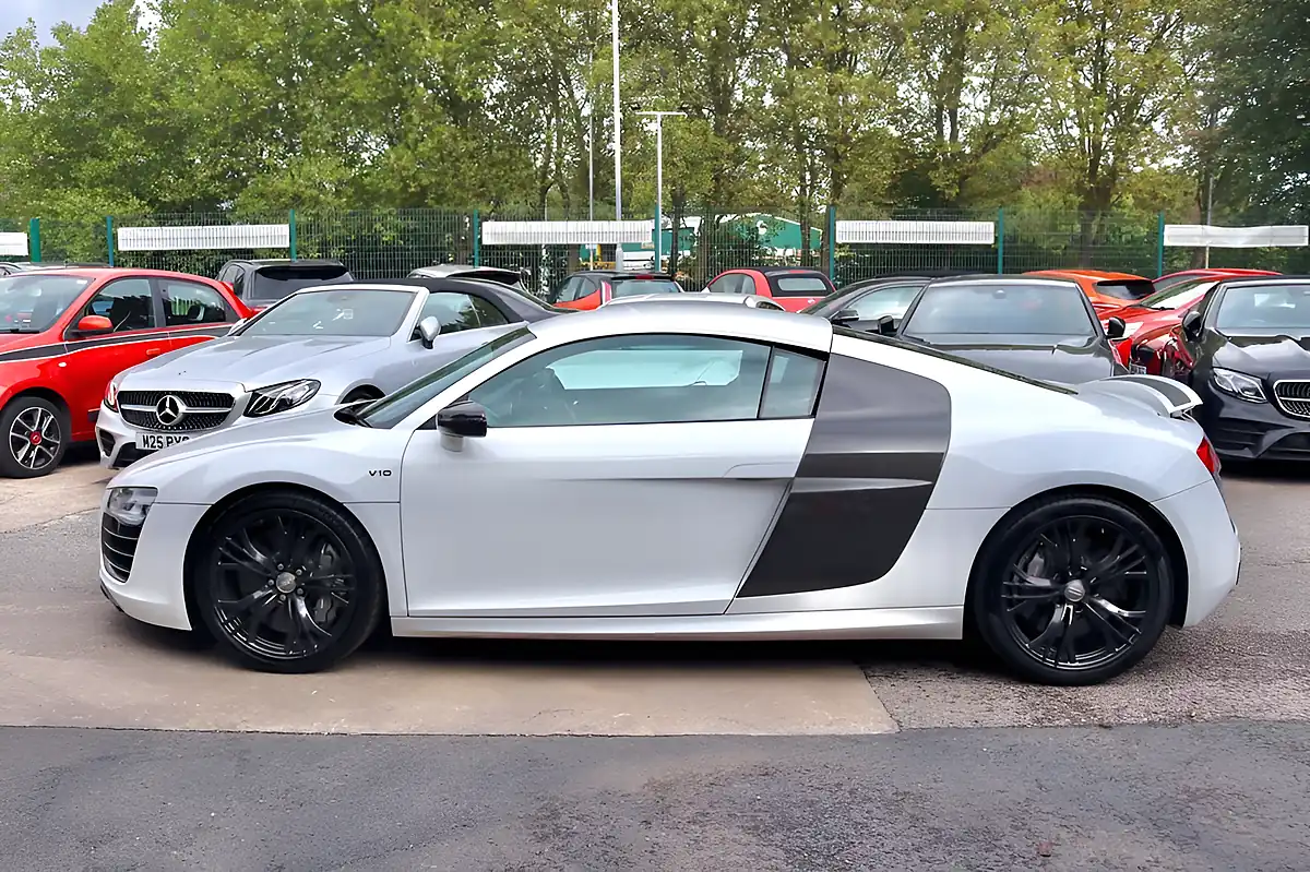 Used 2014 Audi R8 Plus White - Interior and Exterior details 20